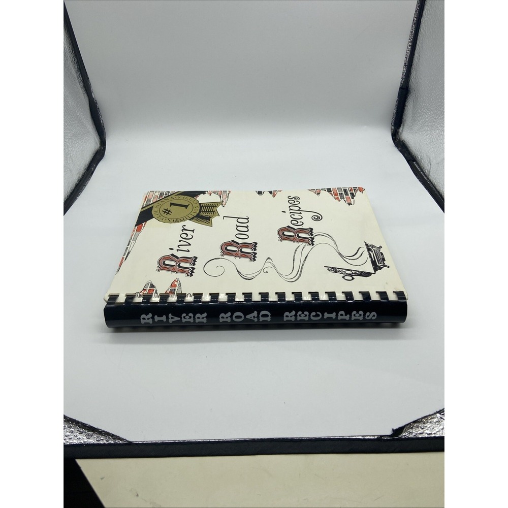 River Road Recipes Junior League of Baton Rouge Louisiana Cookbook Spiral Bound - Picture 12 of 12